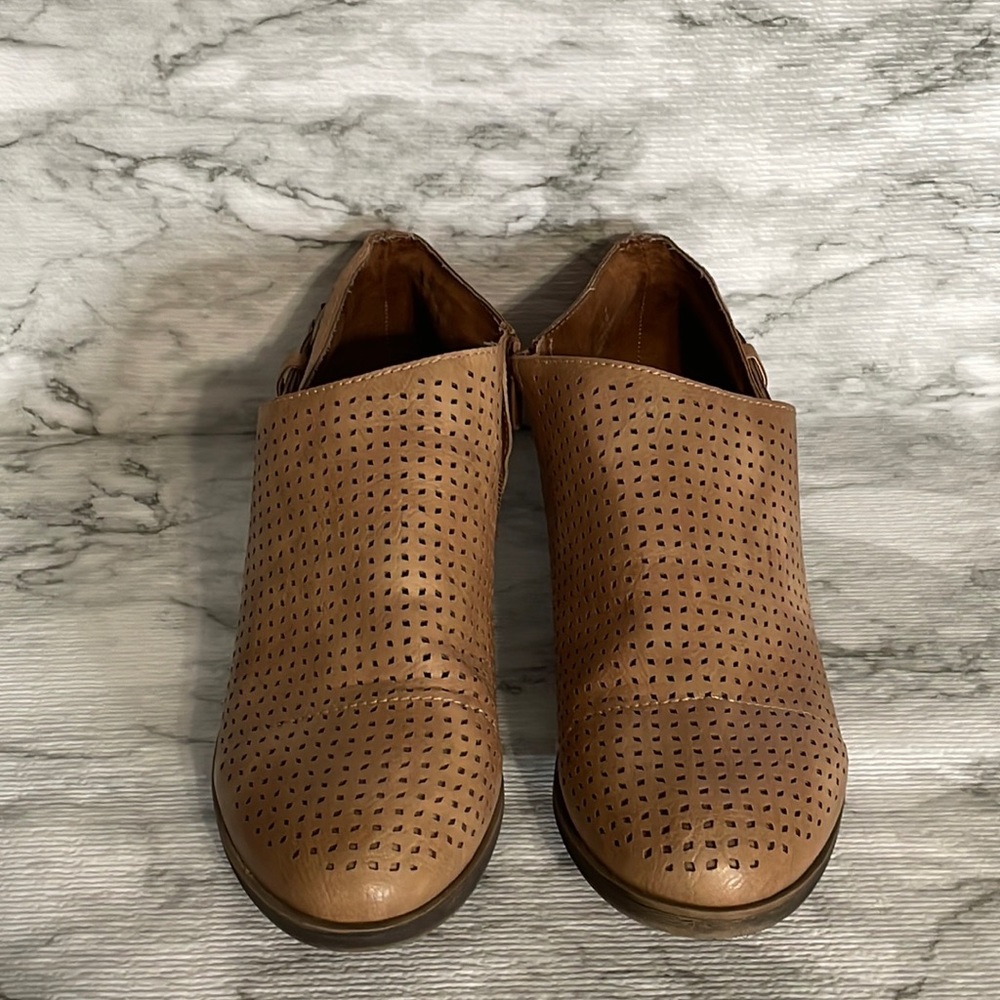 Sugar, Lacer Cut, Booties.